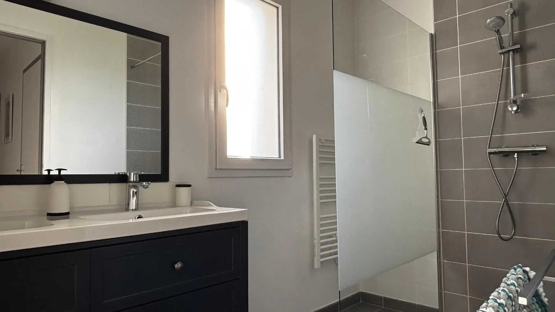 Holiday home Maison Pmr Plain-Pied Avec Jardin, 3 Chambres, 6 Pers., Animaux Sur Demande, Proche Ria D'Etel - Fr-1-397-85 Belz
